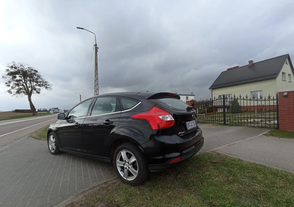 Ford Focus cena 23900 przebieg: 142896, rok produkcji 2013 z Chęciny małe 466